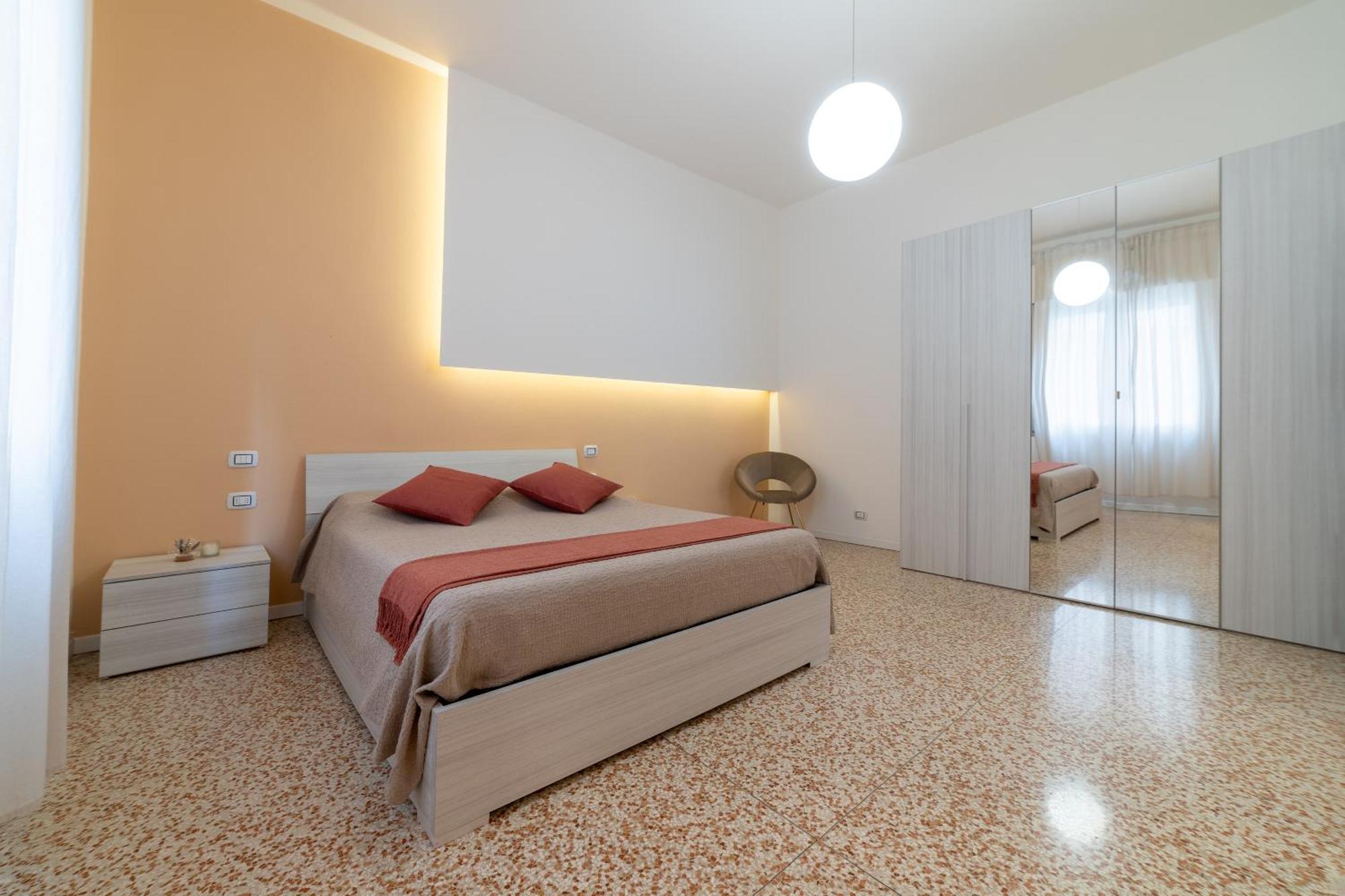 Apartamento Casa DAURA Bolonia Exterior foto